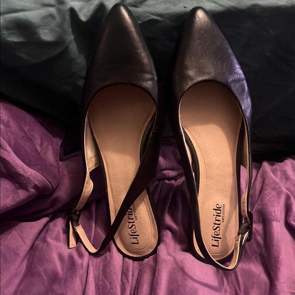 Life Stride Women's Black Slingback Shoes